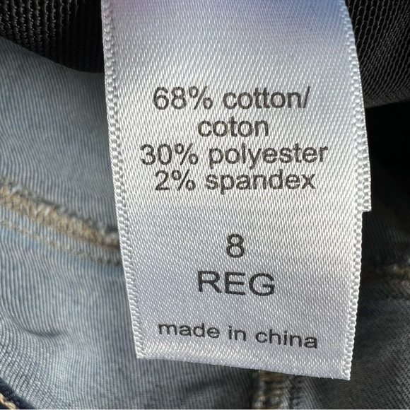 Maurices EverFlex Dark High Rise Straight Leg Blue Denim Women's Jeans SZ 8 Reg - Picture 9 of 13